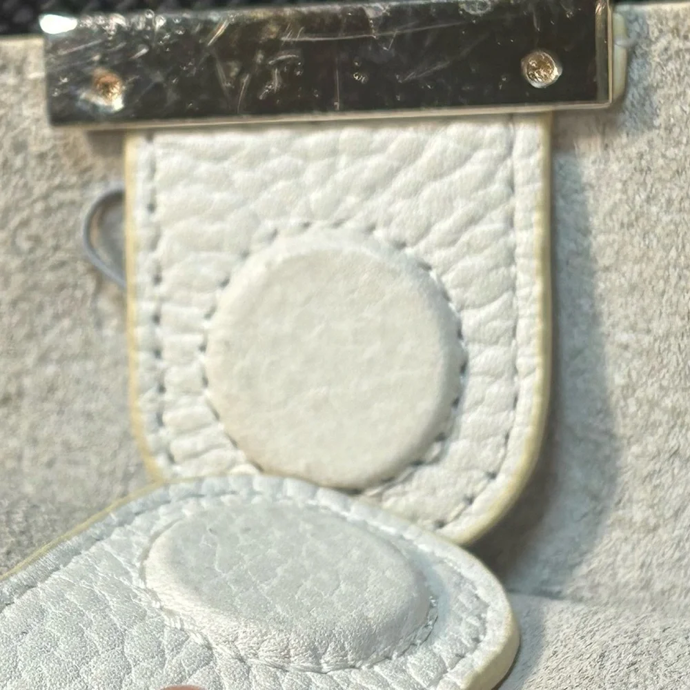 White Leather Ted Baker Crossbody Purse - Picture 11 of 11